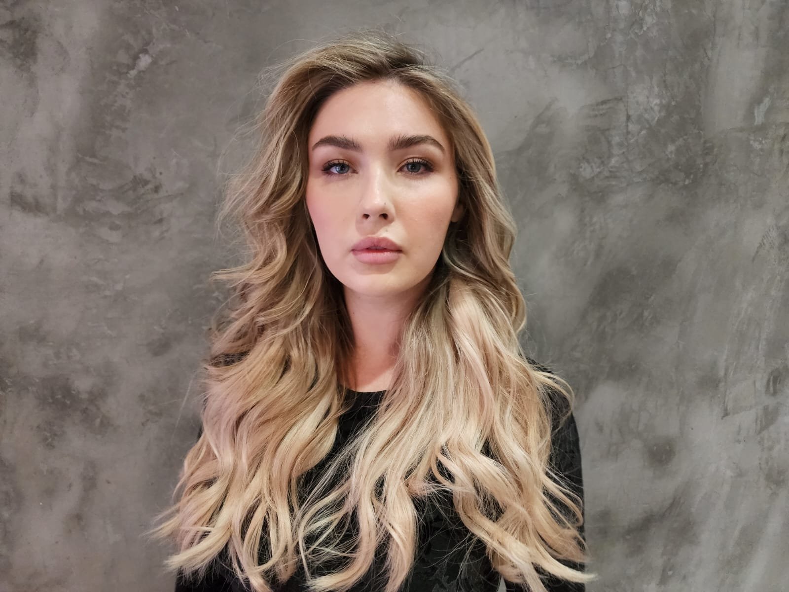 Speciality blowout for clients with hair extensions