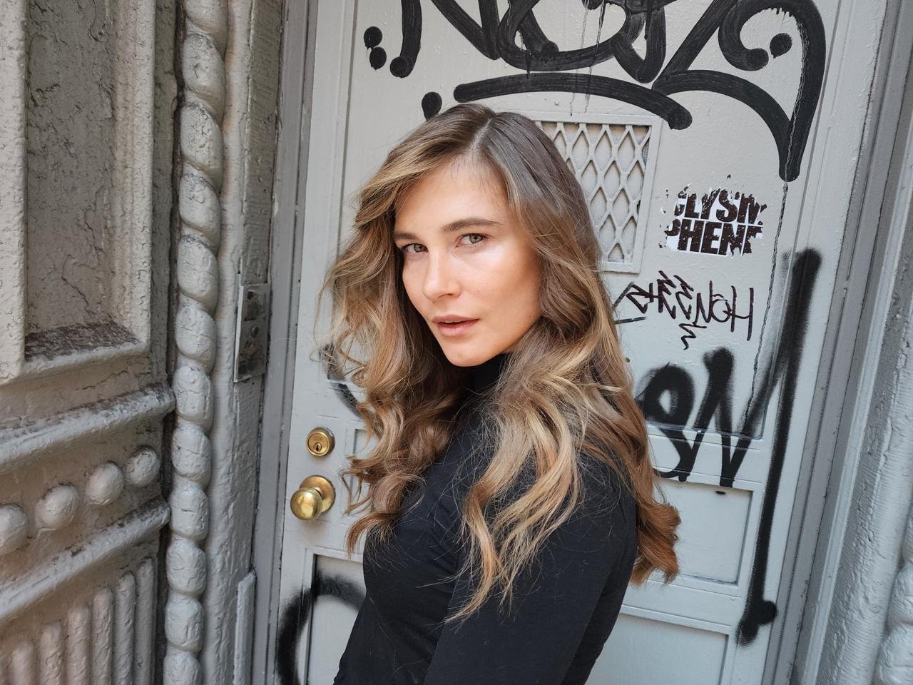 Volume blowout and soft waves at Williamsburg Blow Bar, Williamsburg Brooklyn